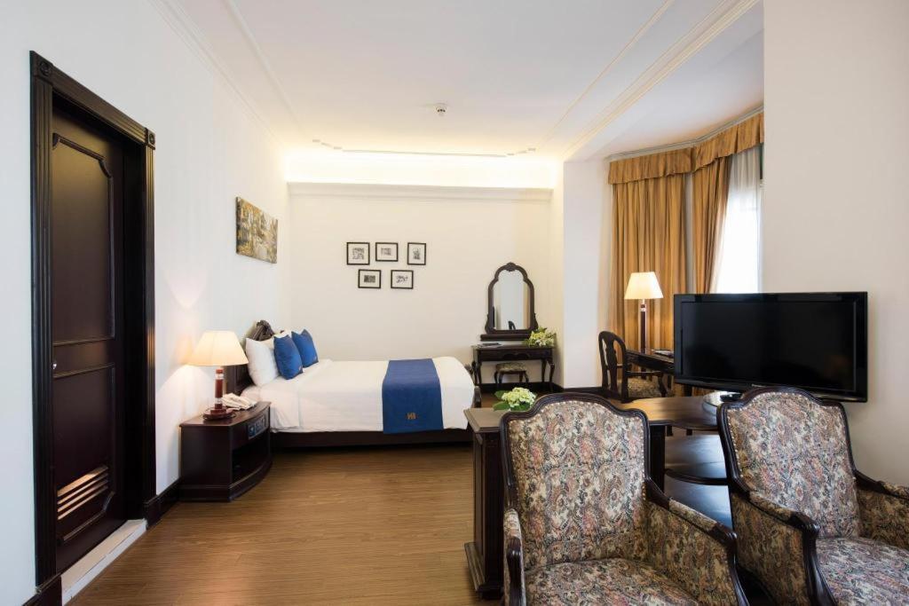 Hoa Binh Hotel Hanoi Bagian luar foto